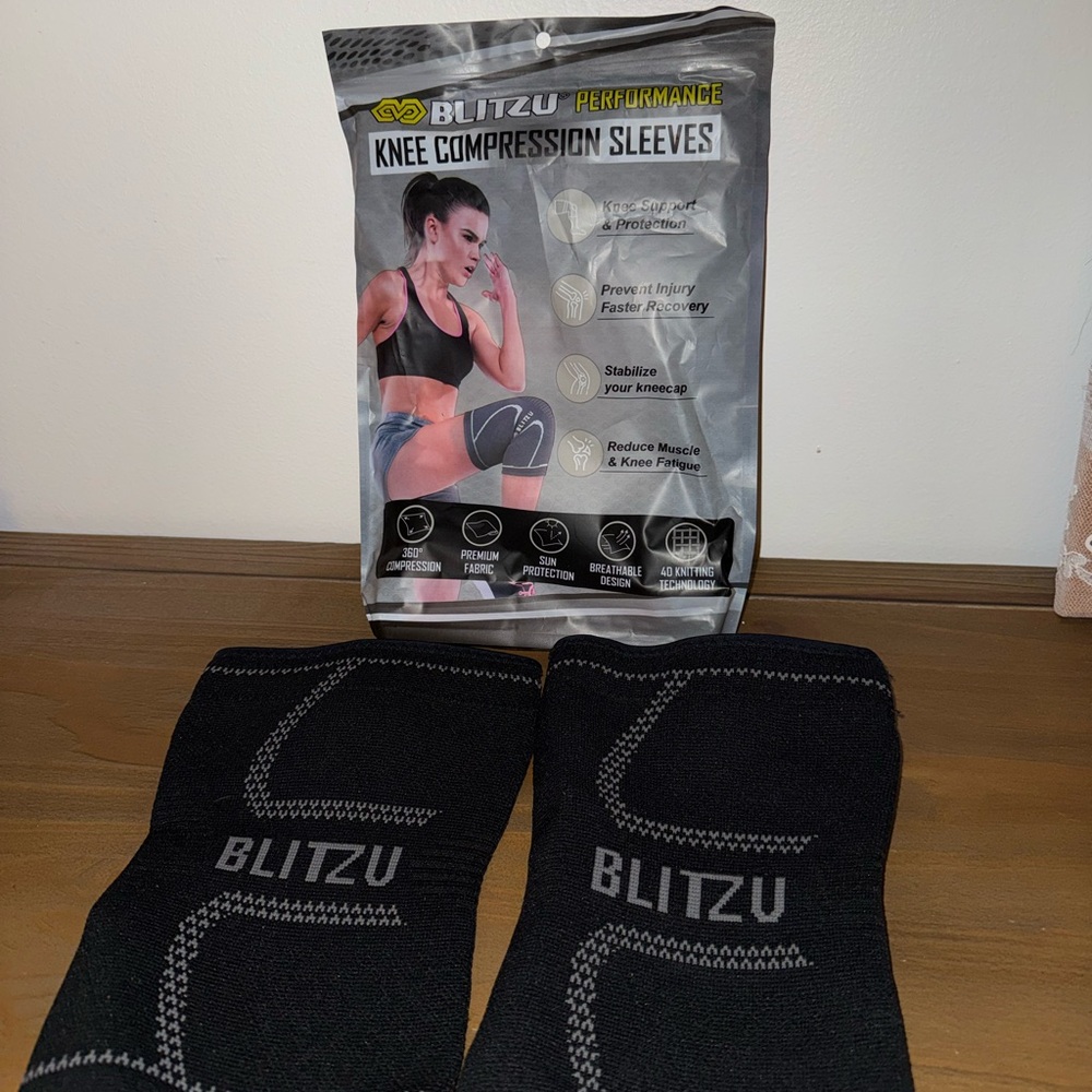 Black Compression Knee Sleeves/Brace
